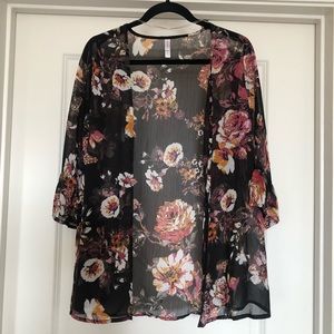 Black Floral Kimono